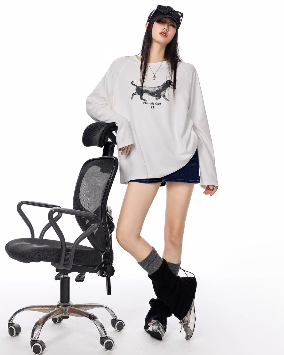 Dog Graphic Long Sleeve Tee