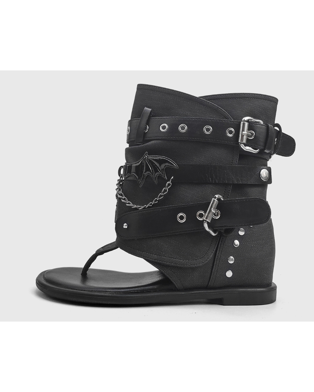 Thong Bat Chain Leather Boots